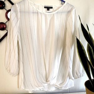SARA MICHELLE SILKY WHITE BLOUSE WITH METALLIC SILVER PINSTRIPES S NWOT